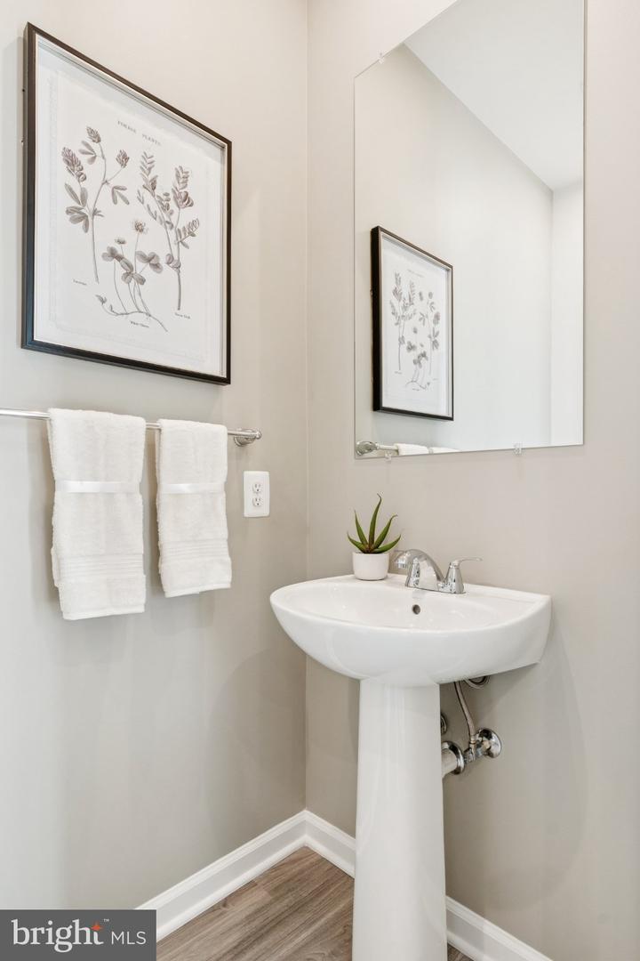 6776 Stapleford Place Property Photo 25