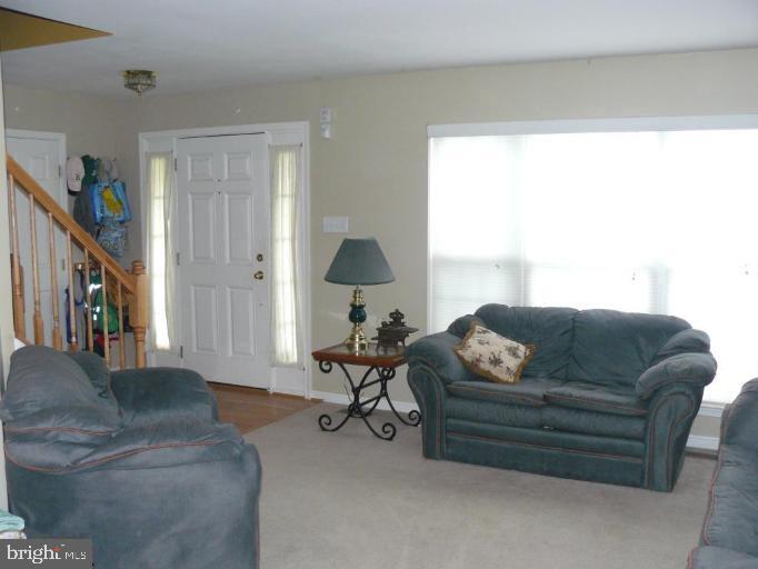 3252 Gossett Ct Property Photo 2
