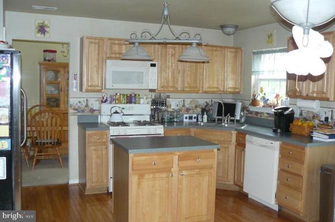 3252 Gossett Ct Property Photo 14