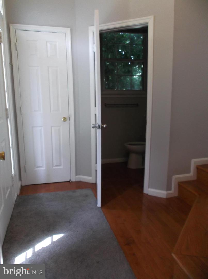 9906 Robstown Pl Property Photo 10