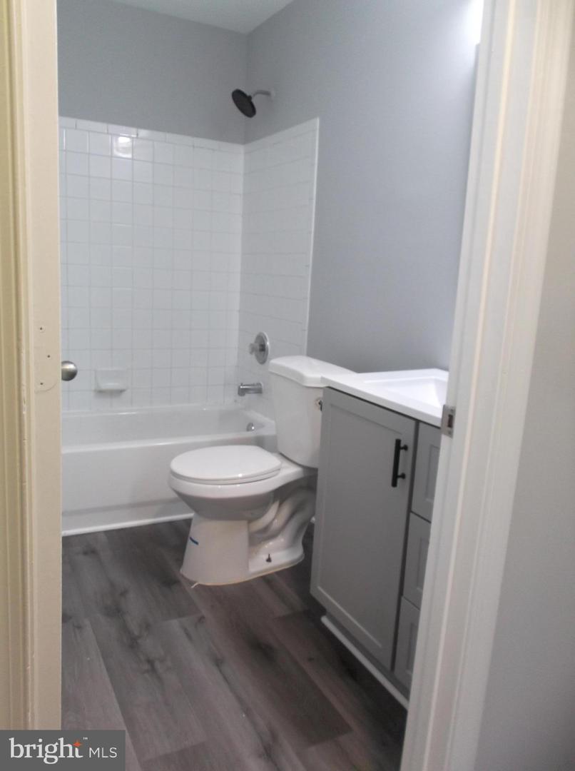9906 Robstown Pl Property Photo 32