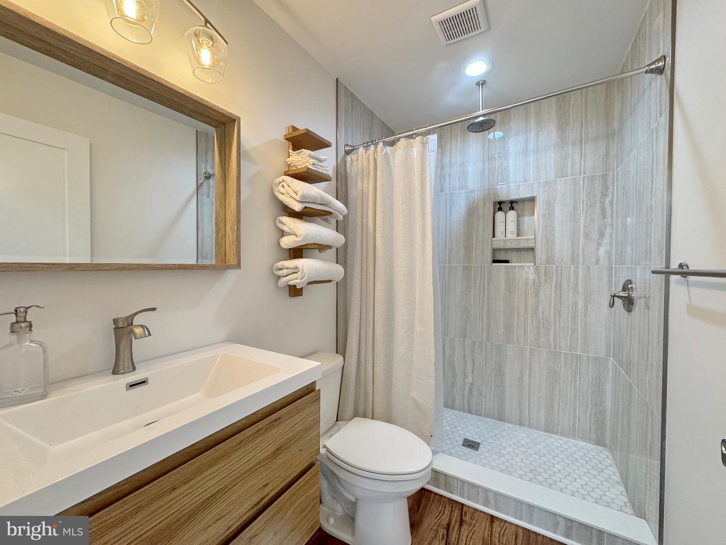 15445 Potomac River Dr Property Photo 35