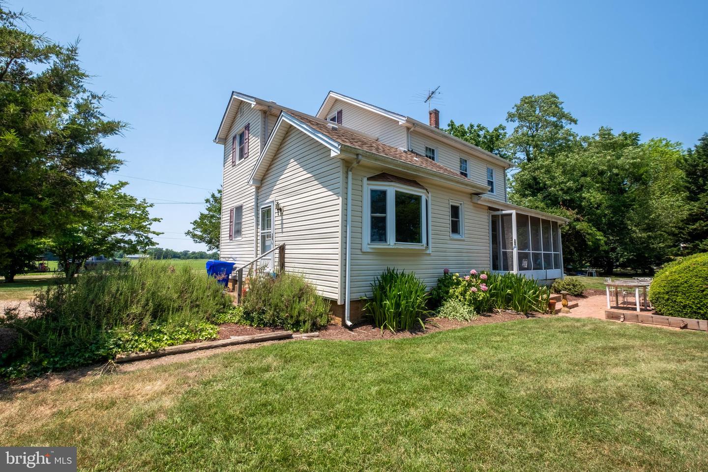 13922 River Rd Property Photo 4