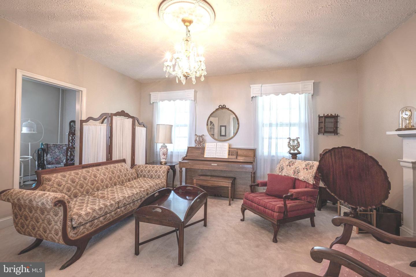 13922 River Rd Property Photo 12