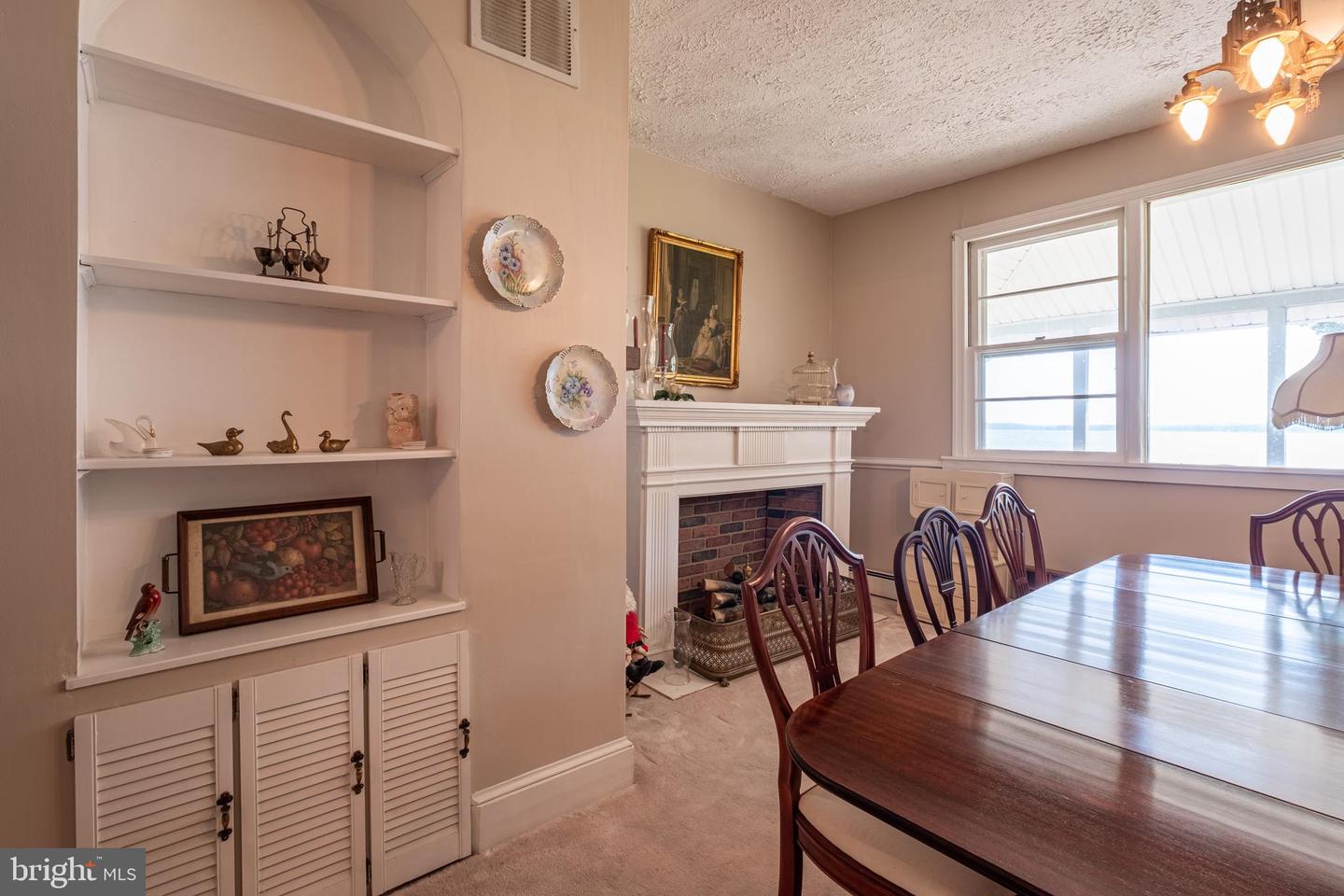 13922 River Rd Property Photo 16