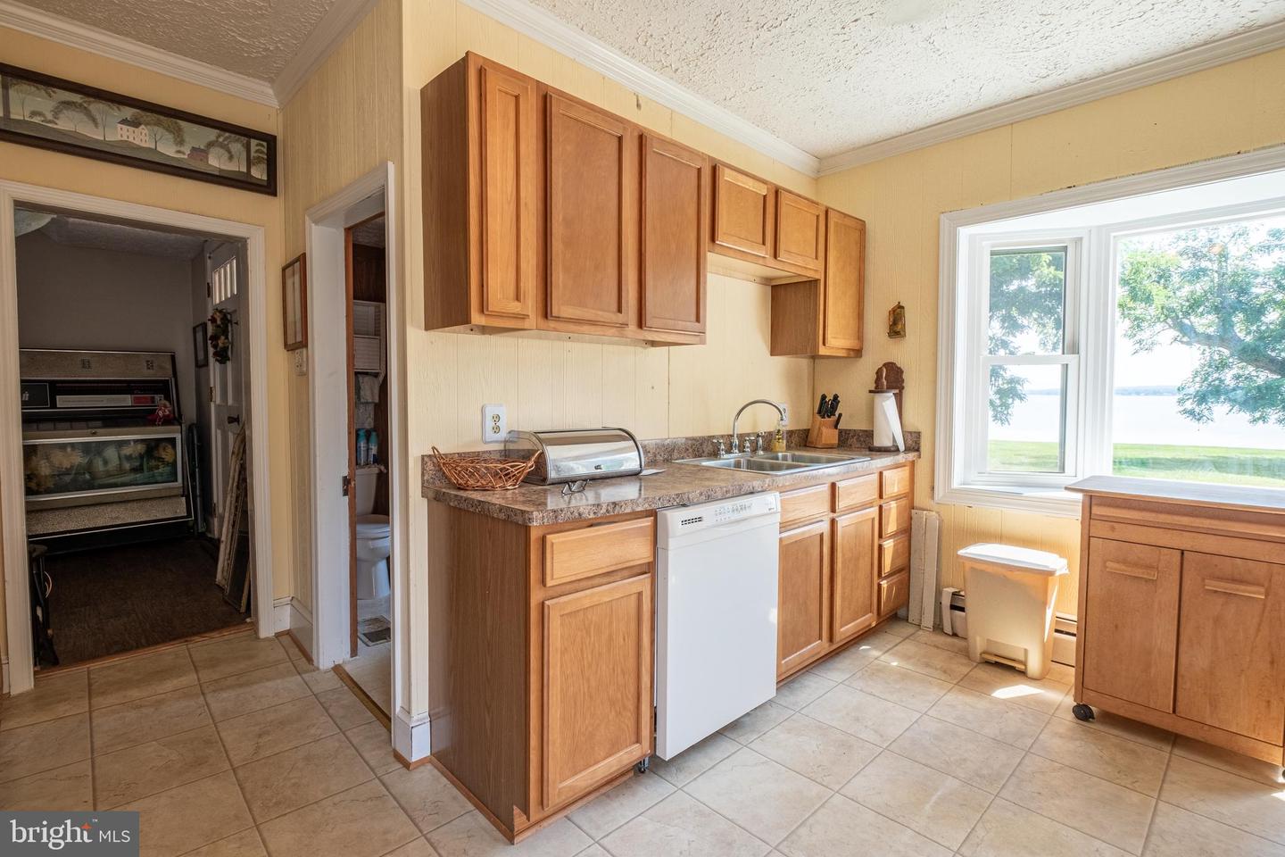 13922 River Rd Property Photo 30