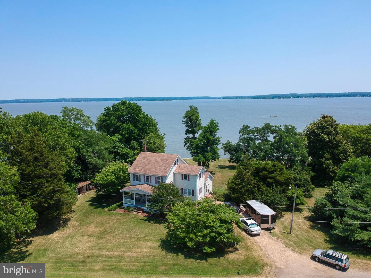 13922 River Rd Property Photo 33