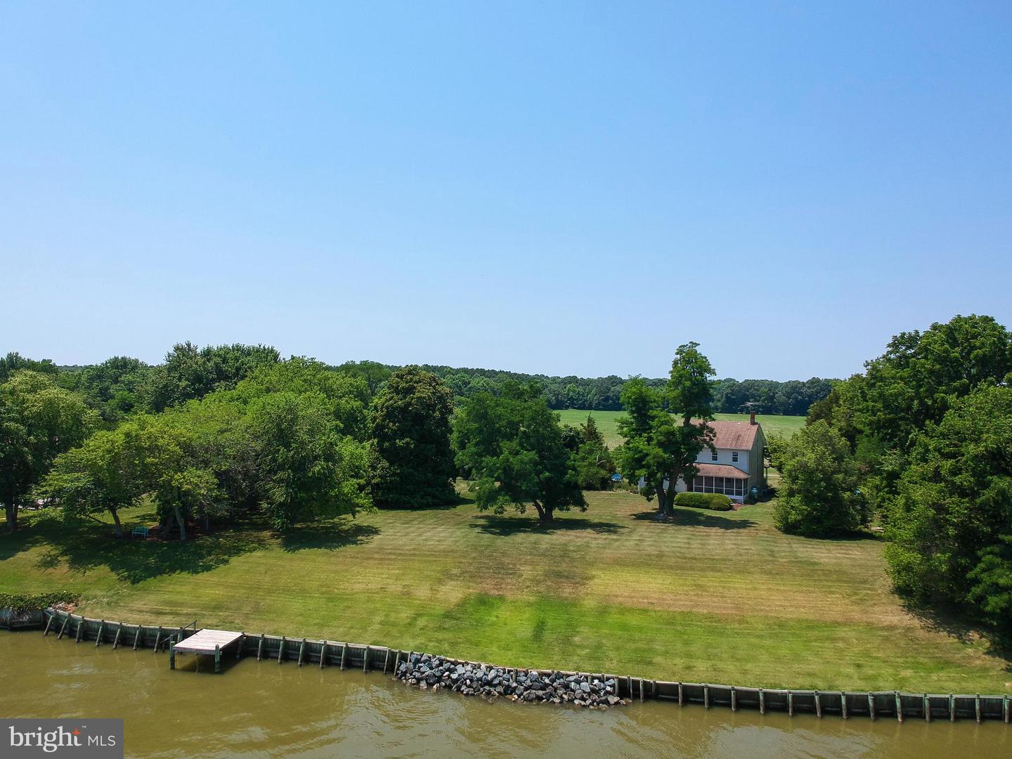 13922 River Rd Property Photo 35