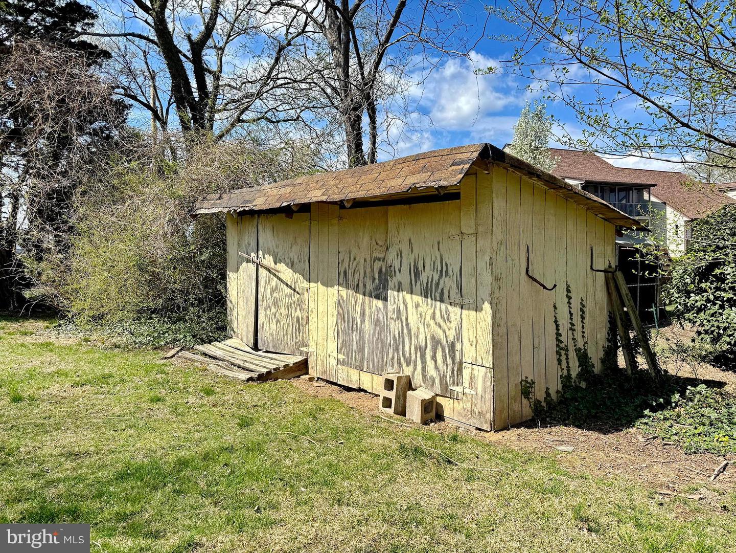 13922 River Rd Property Photo 56