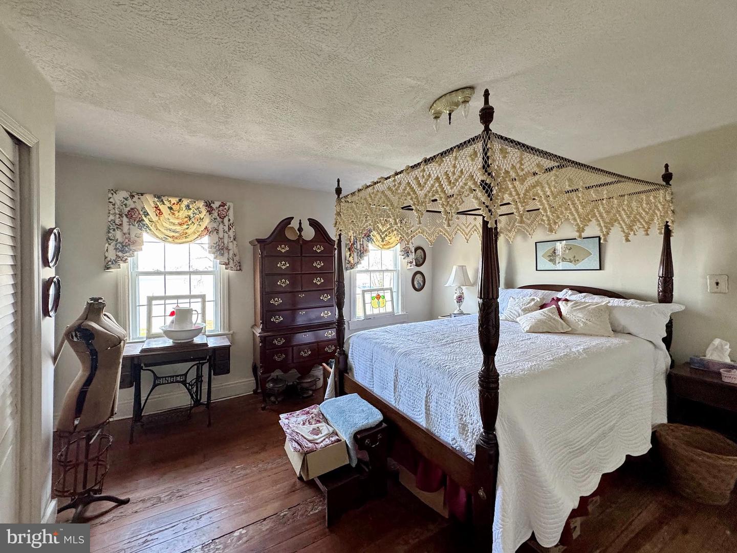 13922 River Rd Property Photo 73