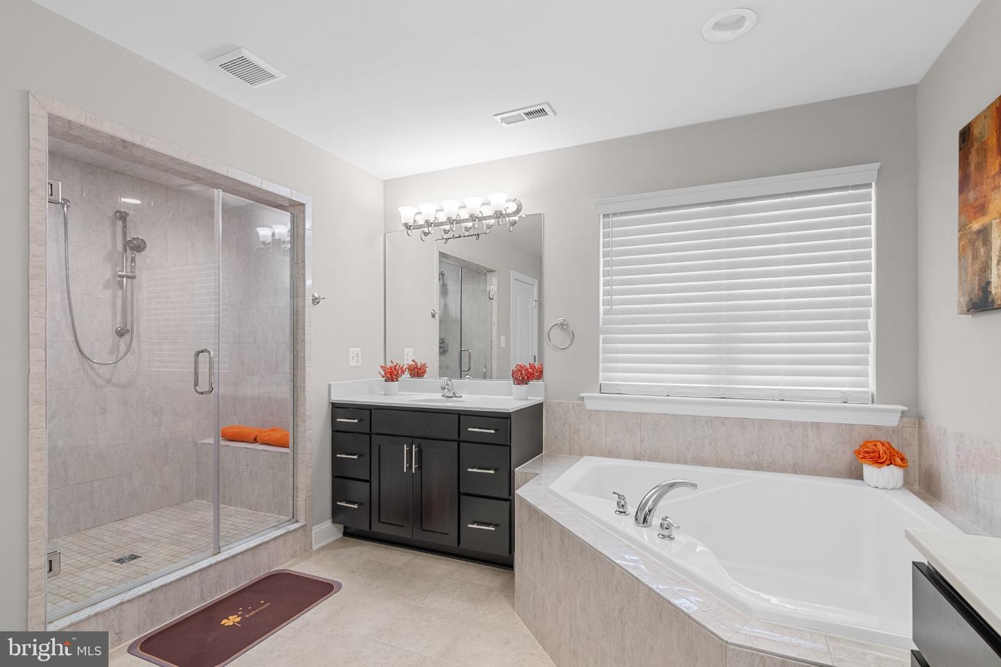 4554 Coachmans Path Ct Property Photo 19