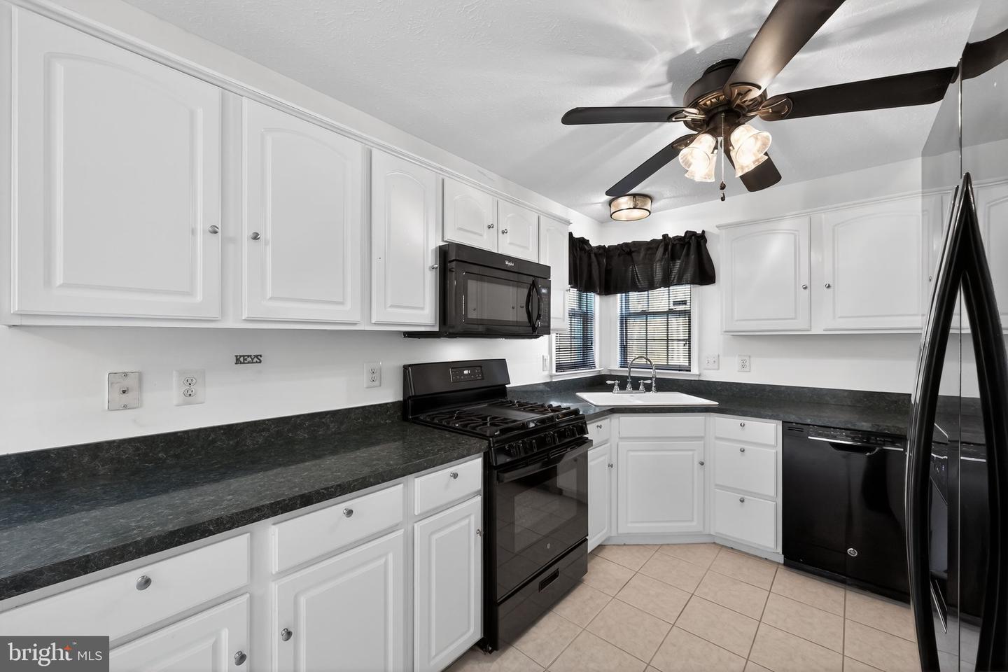 10325 Cassidy Ct Property Photo 11