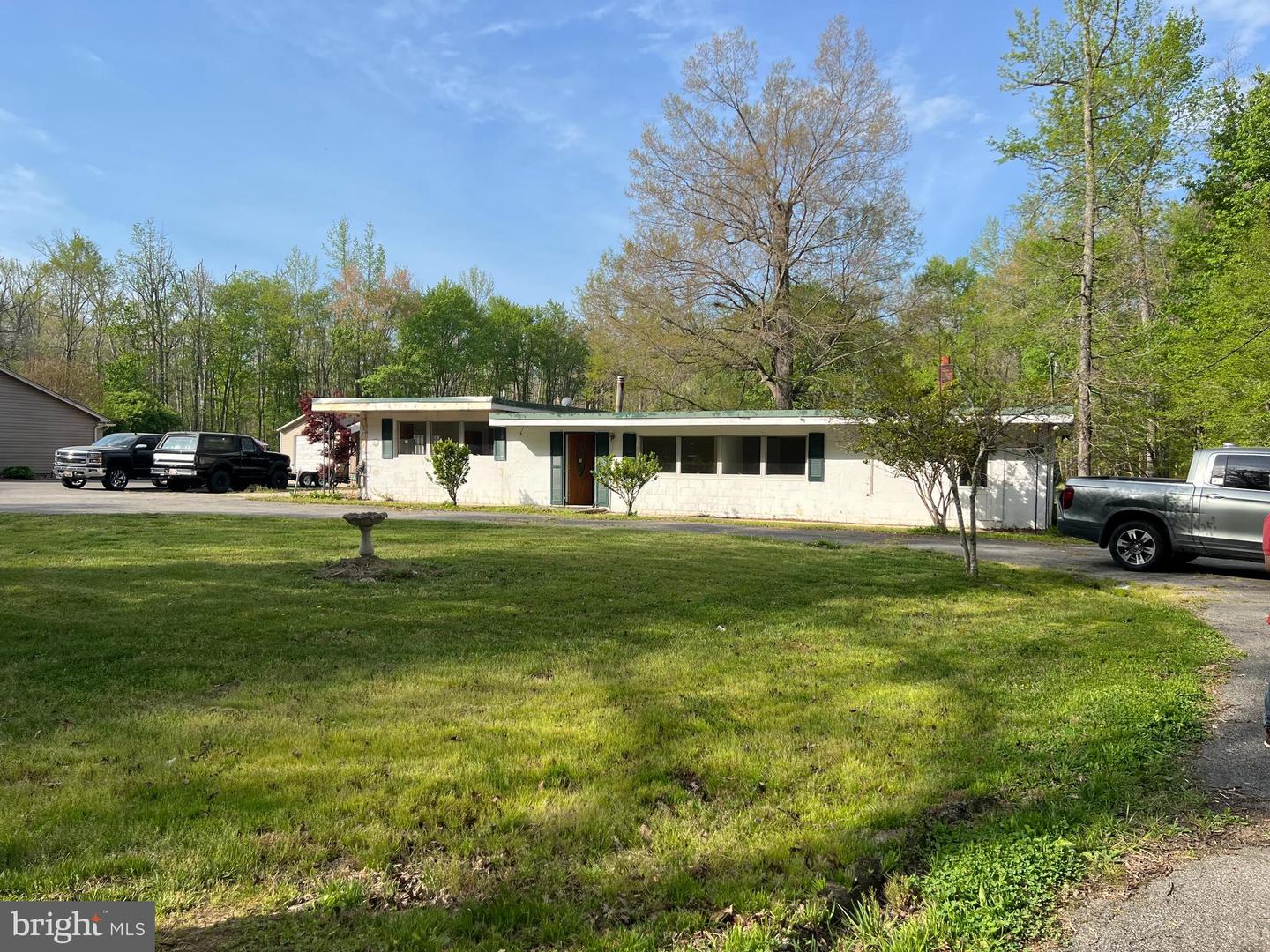 6705 Bumpy Oak Rd Property Photo 2