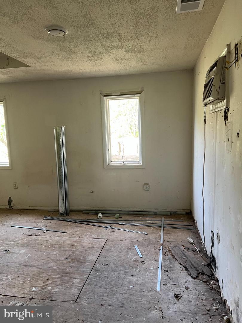 6705 Bumpy Oak Rd Property Photo 10