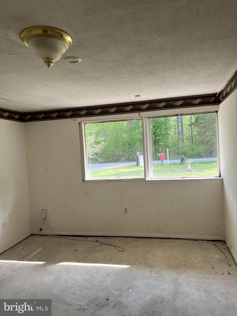 6705 Bumpy Oak Rd Property Photo 11
