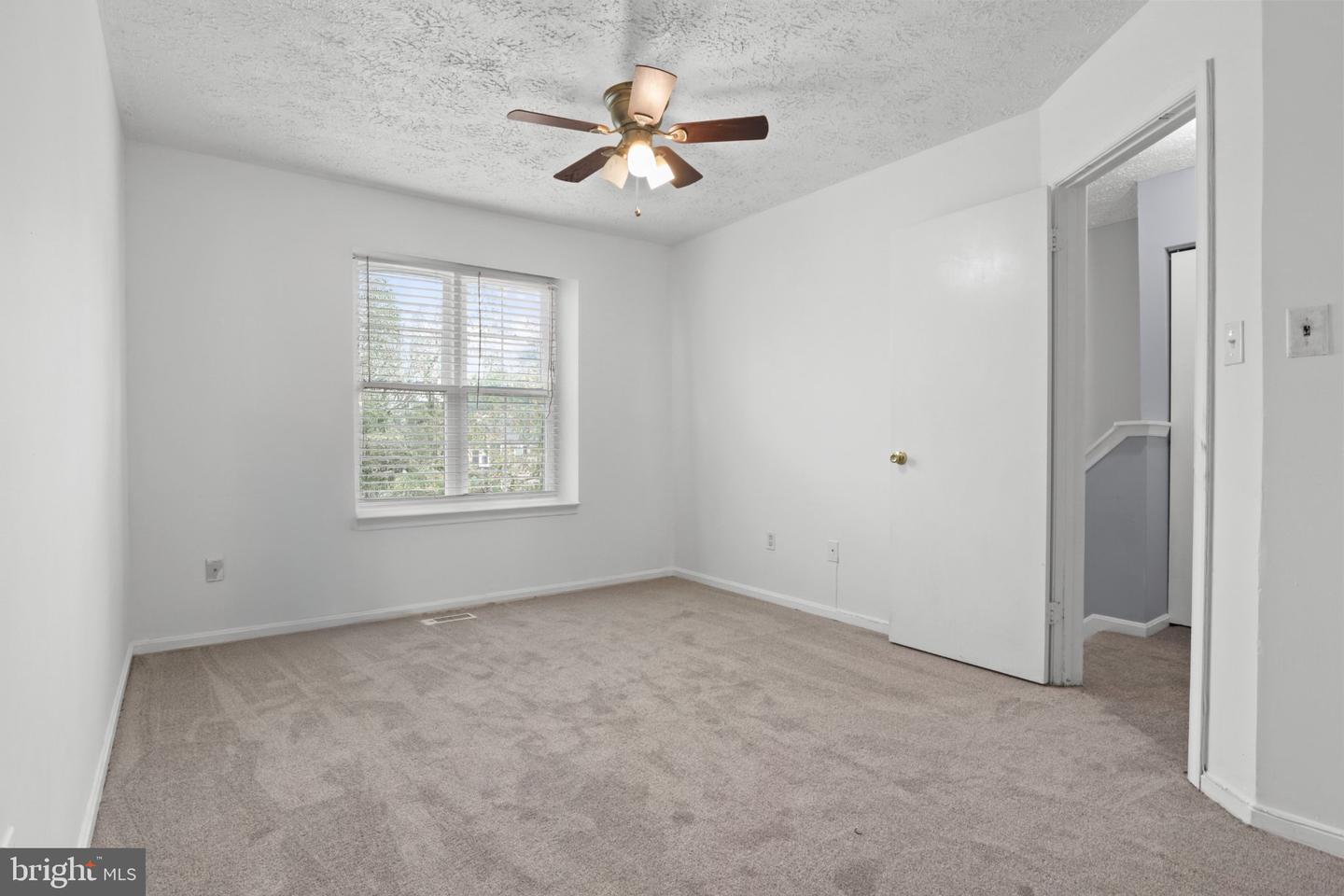 4239 Drake Ct Property Photo 12