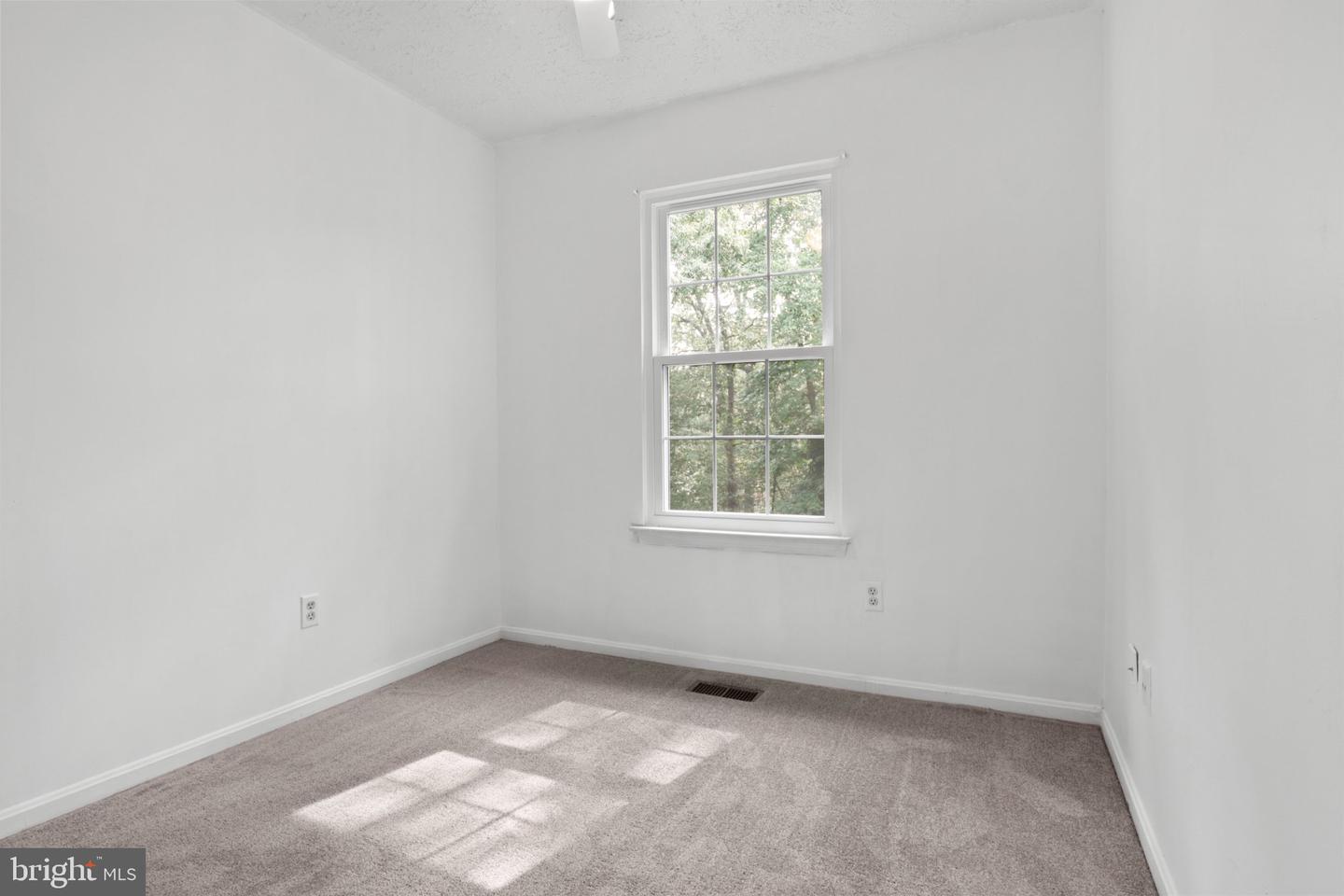 4239 Drake Ct Property Photo 15
