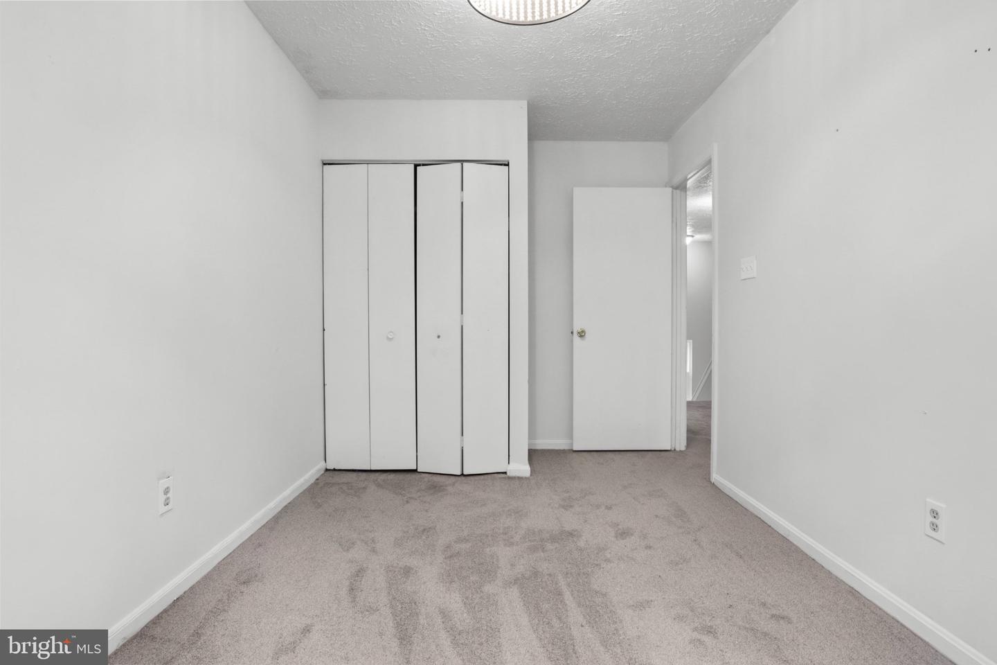 4239 Drake Ct Property Photo 17
