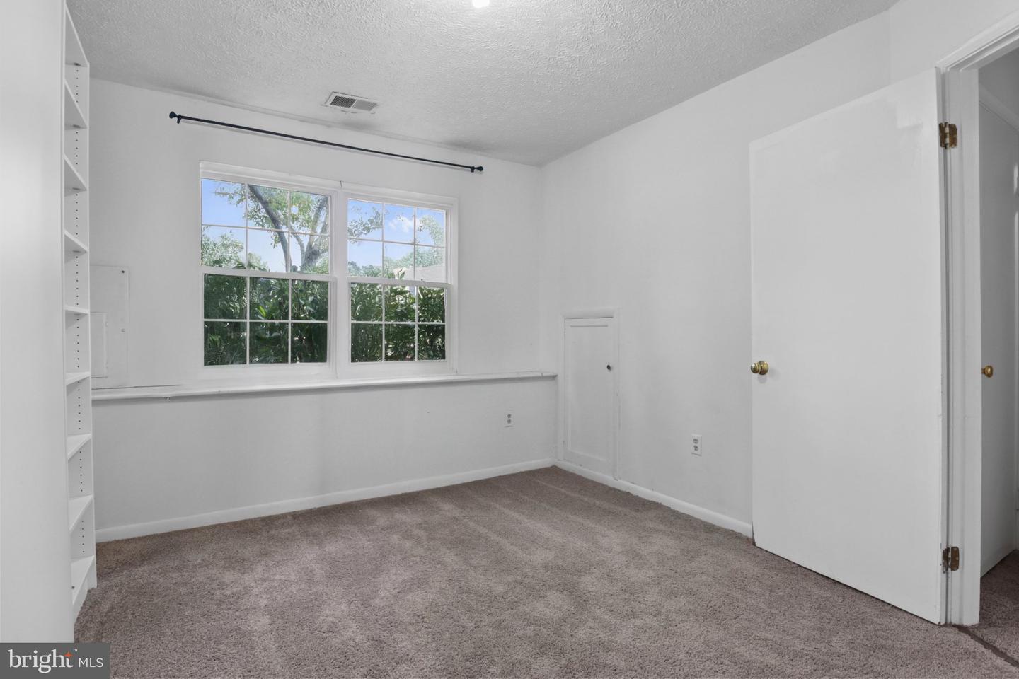 4239 Drake Ct Property Photo 18
