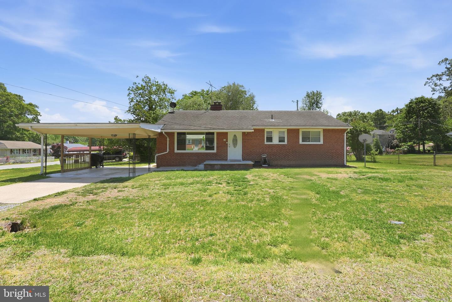 4 Jenkins Dr Property Photo 1