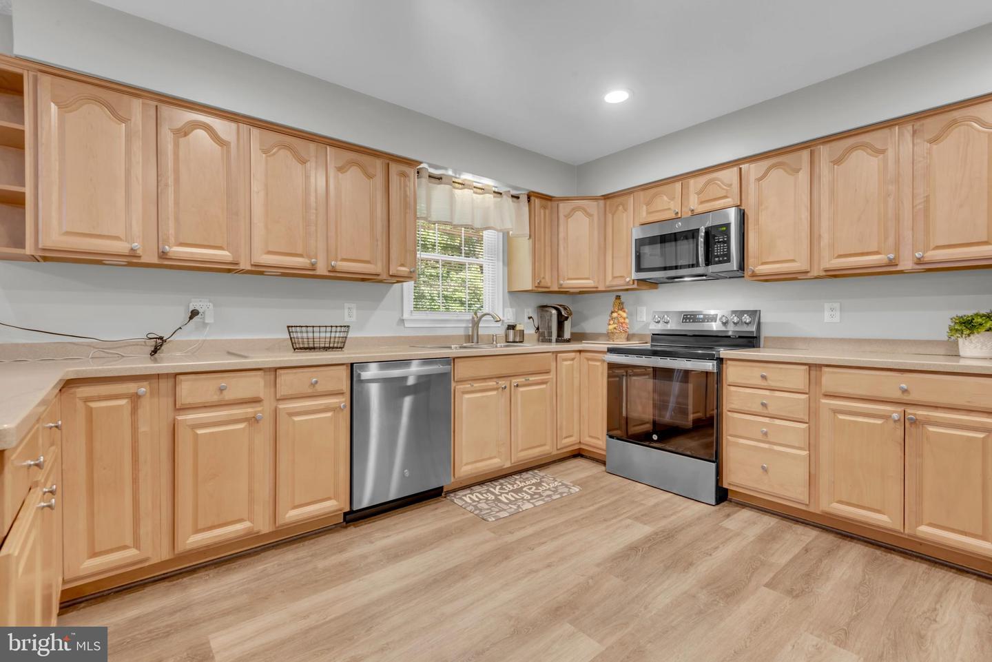 8205 Seven Pines Ln Property Photo 15