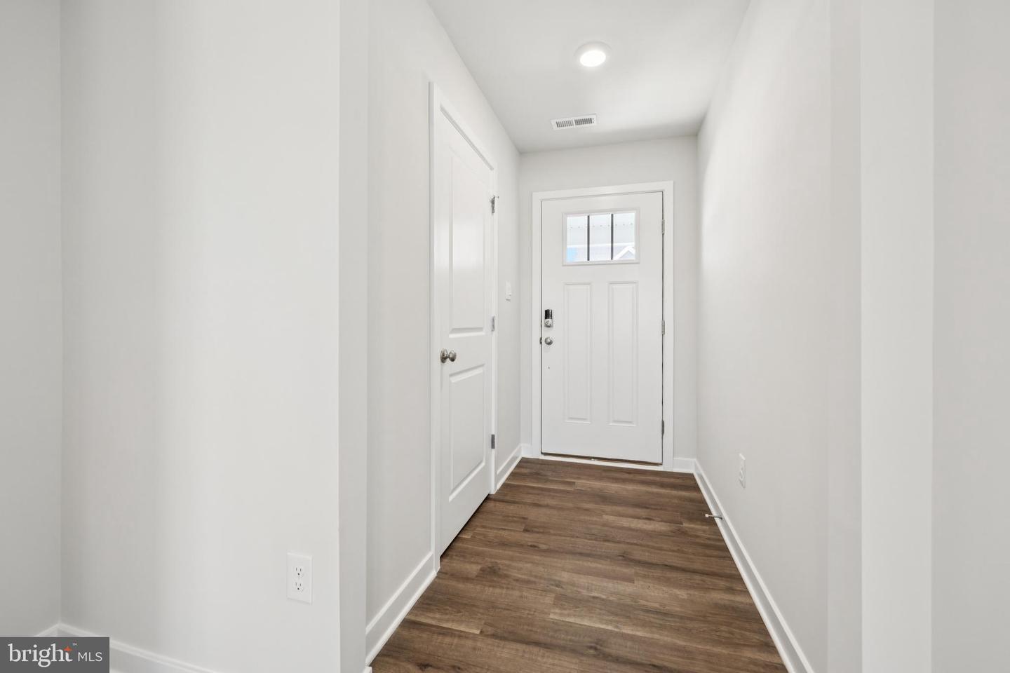265 Long Branch Ln Property Photo 2