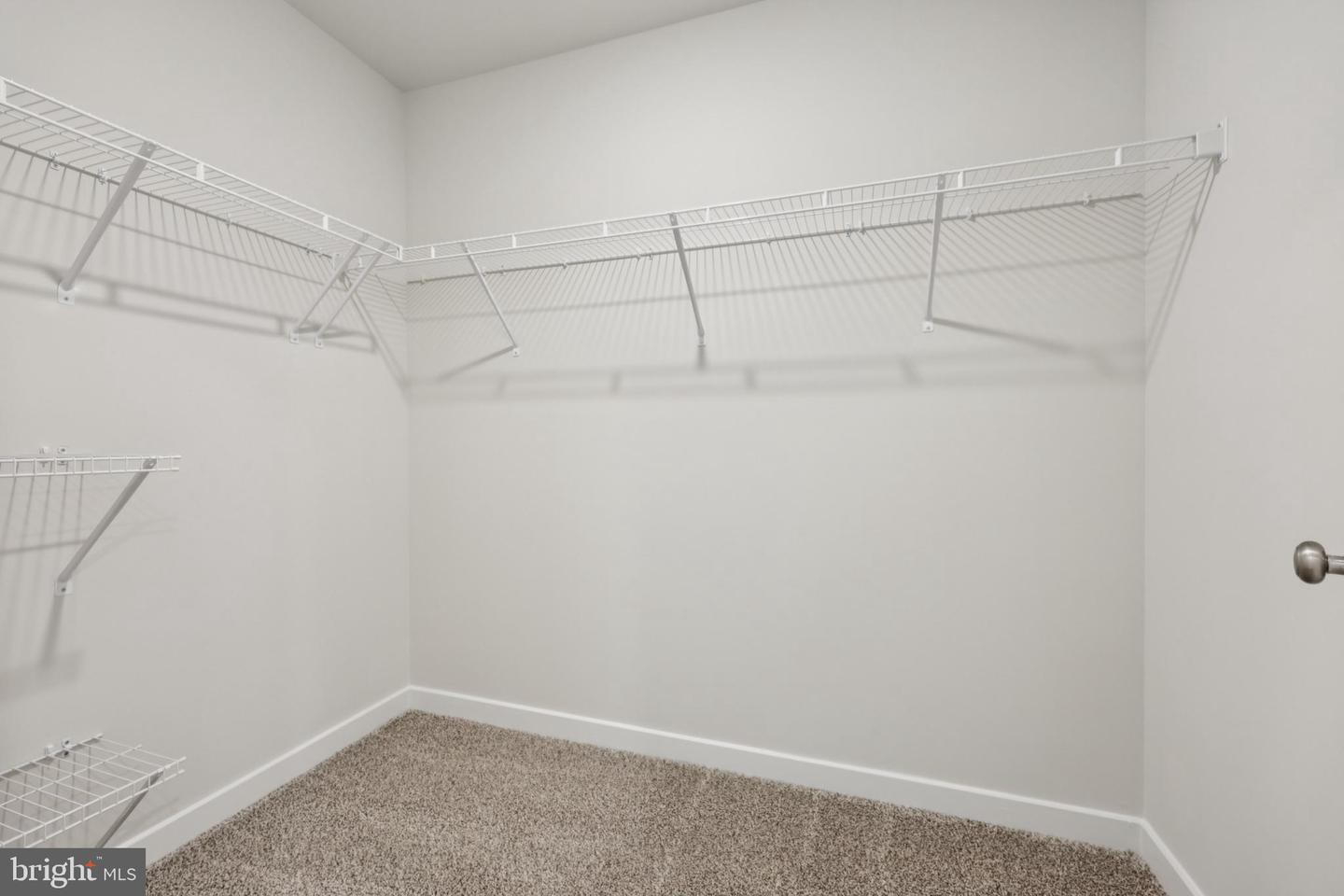265 Long Branch Ln Property Photo 20