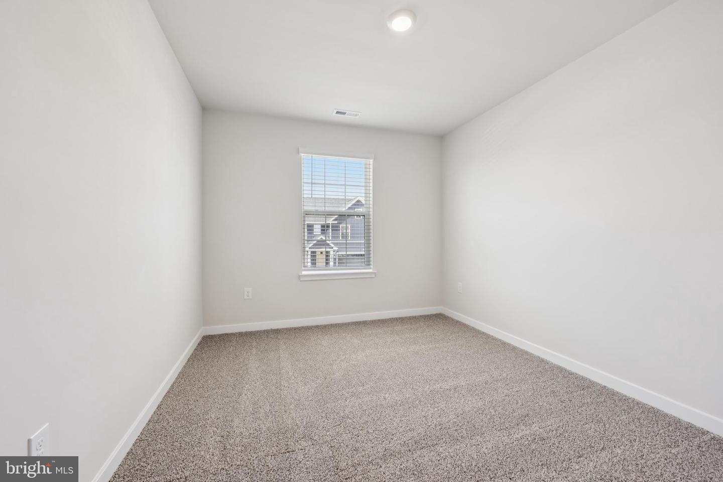 265 Long Branch Ln Property Photo 21