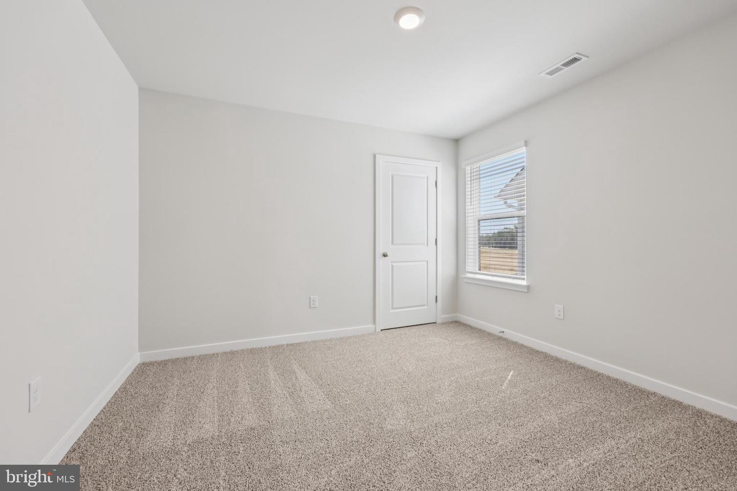 265 Long Branch Ln Property Photo 23
