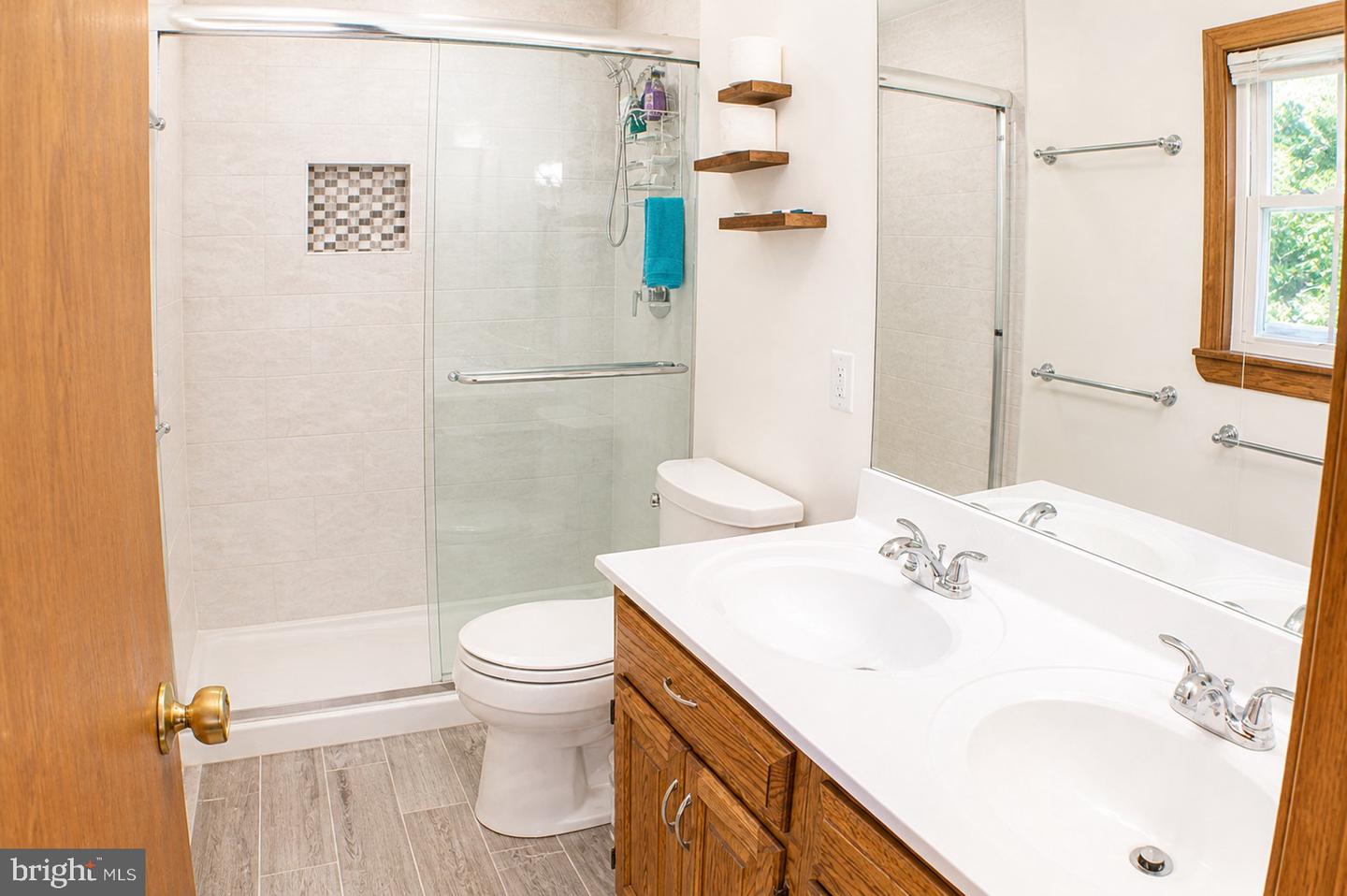 8809 Dove Dr Property Photo 8