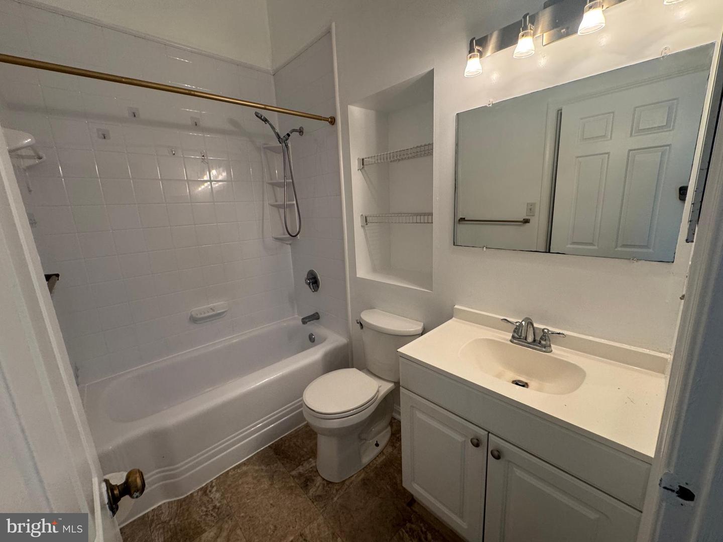 3261 Westdale Ct Property Photo 43