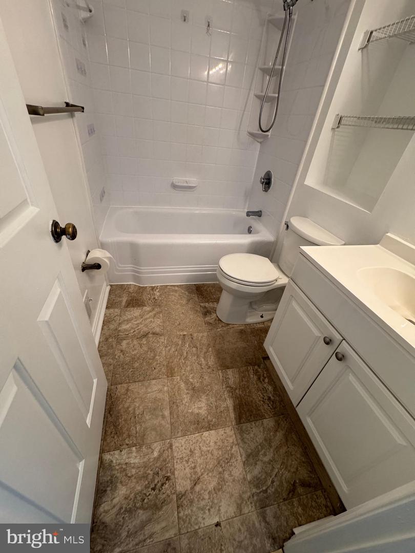 3261 Westdale Ct Property Photo 44