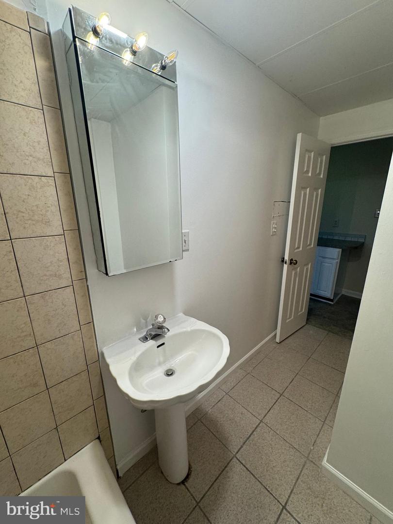 3261 Westdale Ct Property Photo 60