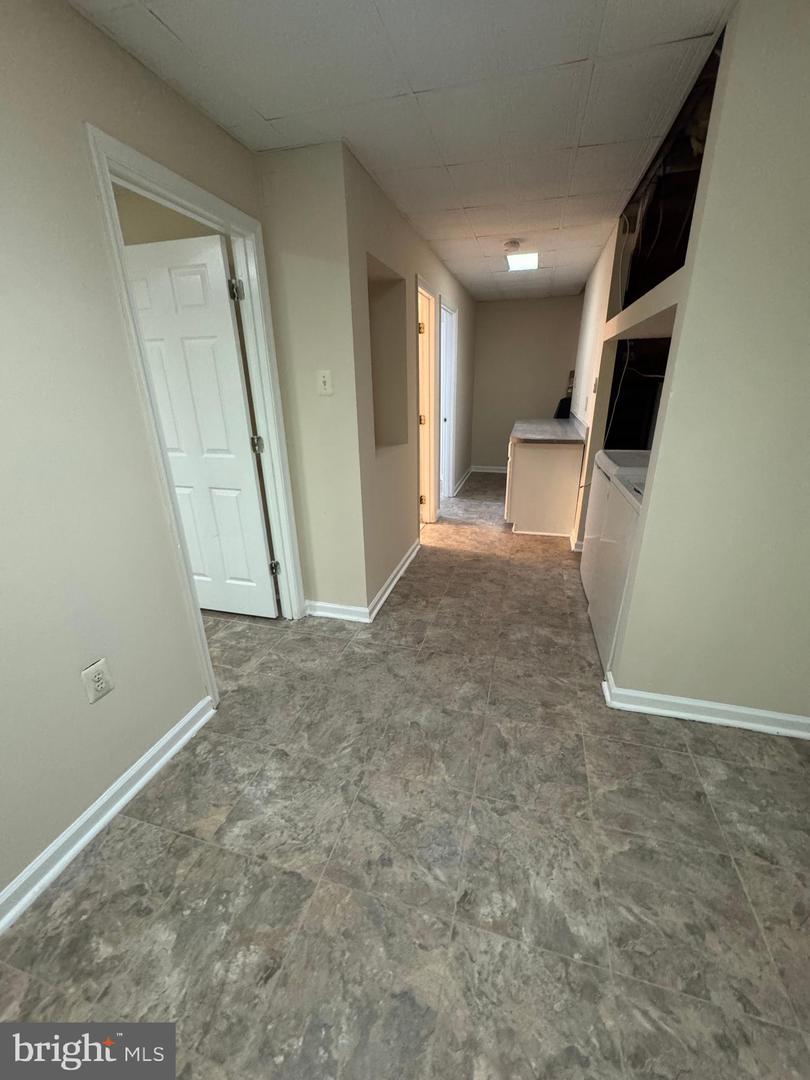 3261 Westdale Ct Property Photo 65