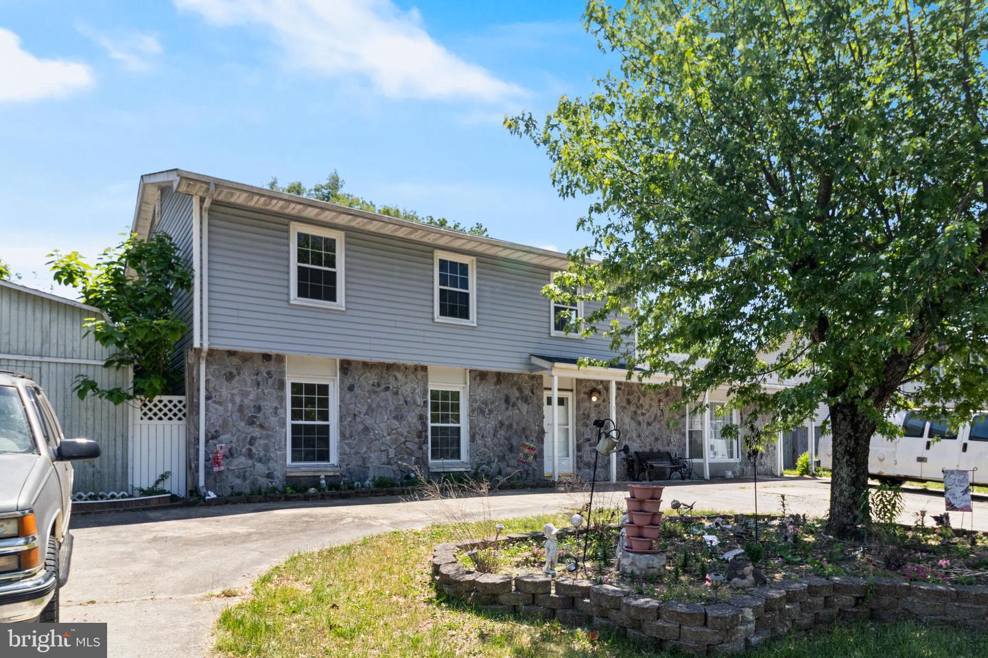 5 Mooncoin Cir Property Photo 1
