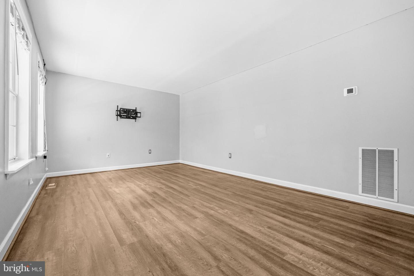 7090 Maxwell Dr Property Photo 25