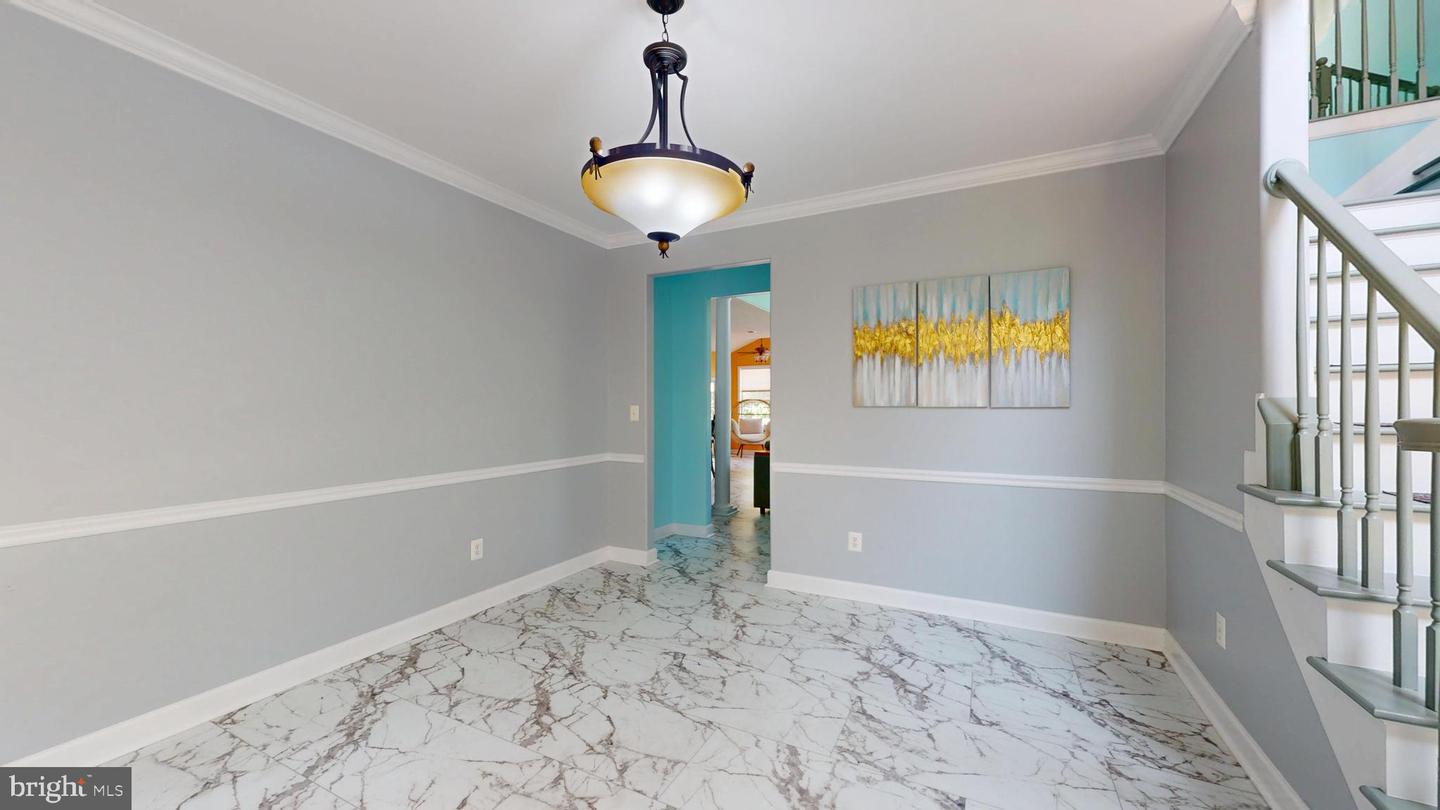 8070 Amberleigh Place Property Photo 16