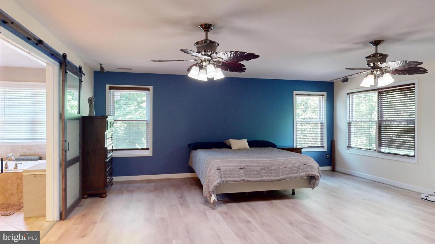 8070 Amberleigh Place Property Photo 29