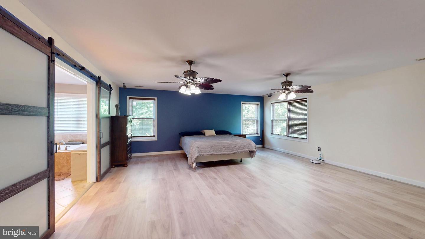 8070 Amberleigh Place Property Photo 30