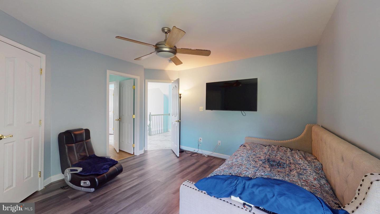 8070 Amberleigh Place Property Photo 38