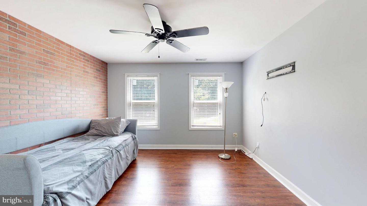 8070 Amberleigh Place Property Photo 40