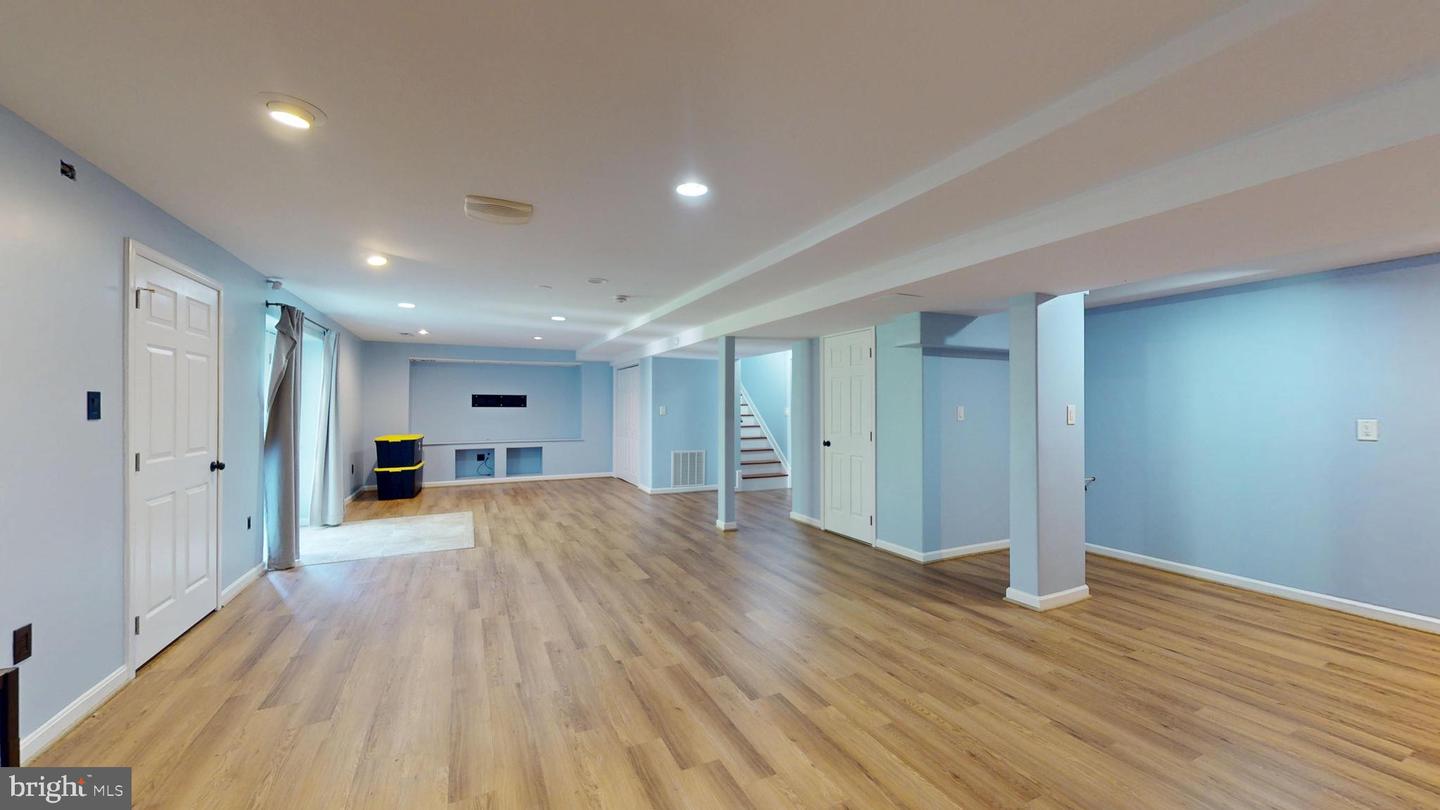 8070 Amberleigh Place Property Photo 43