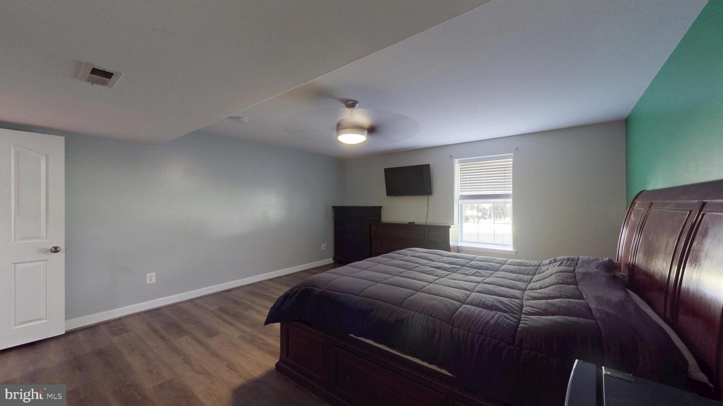 8070 Amberleigh Place Property Photo 45