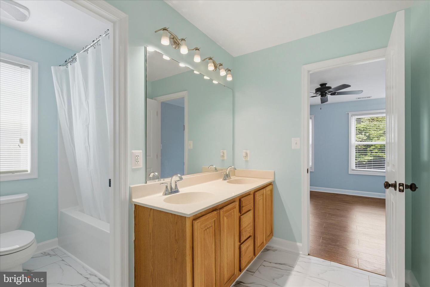 8070 Amberleigh Place Property Photo 61