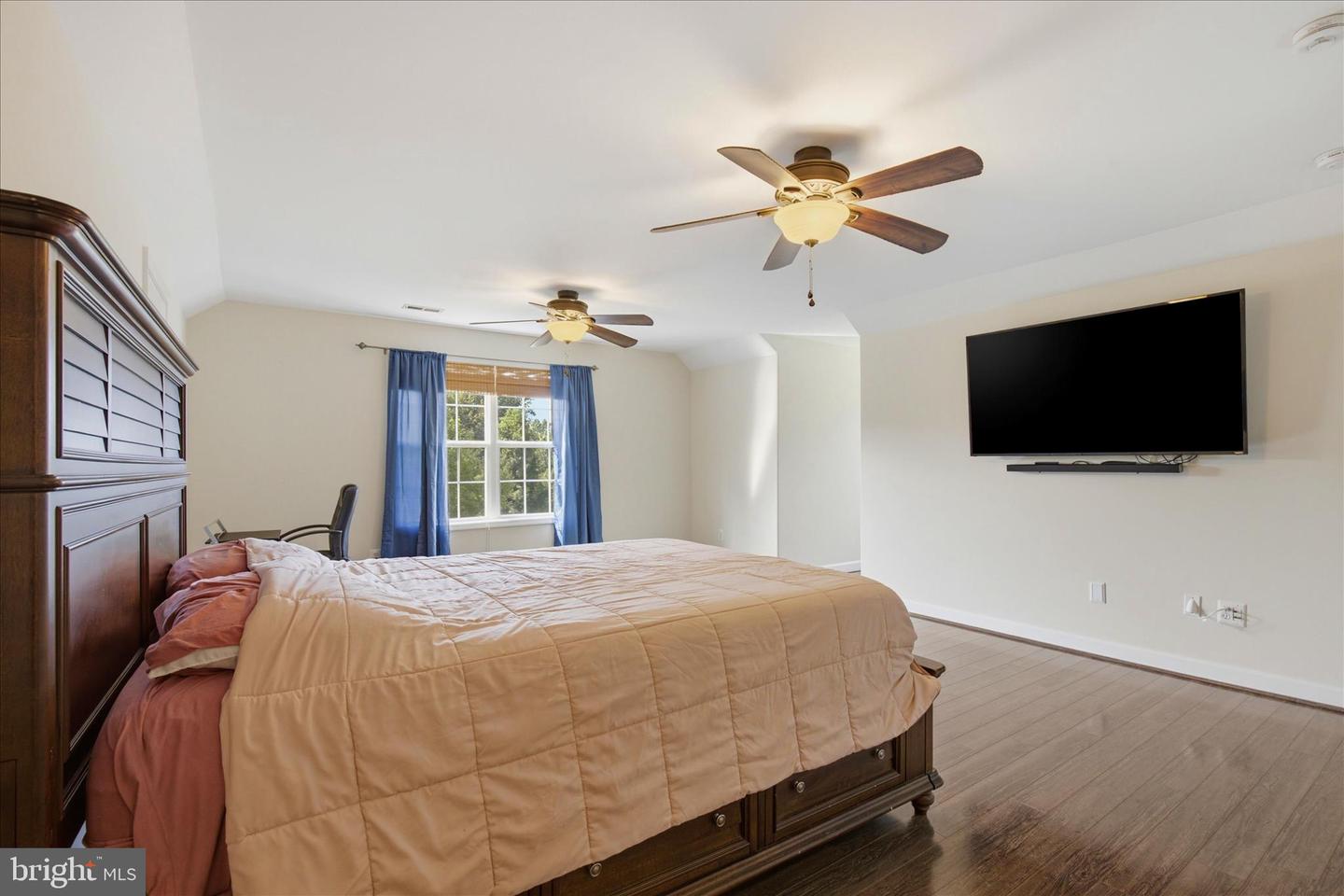 8070 Amberleigh Place Property Photo 66