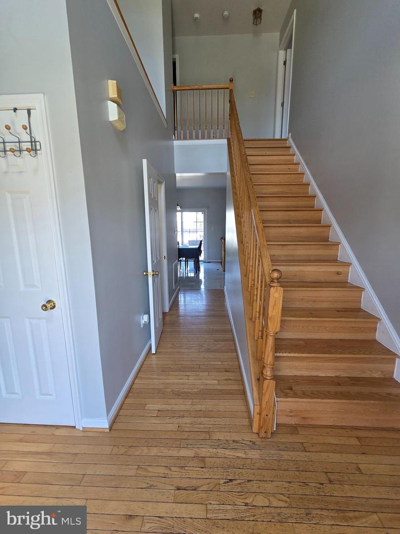 2282 Woodberry Dr Property Photo 4