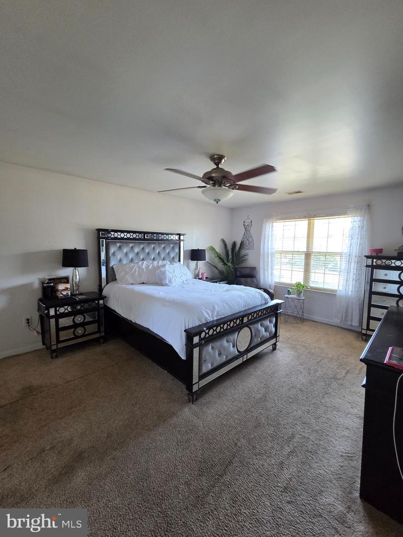 2282 Woodberry Dr Property Photo 20
