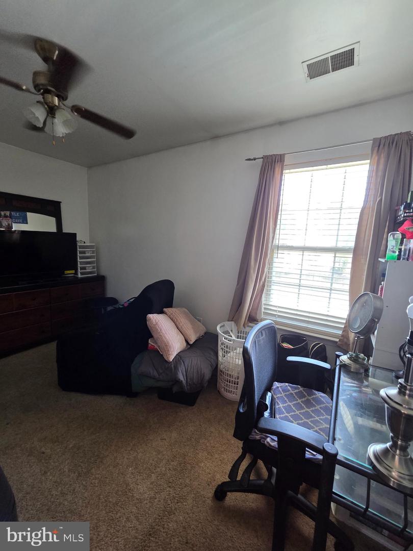 2282 Woodberry Dr Property Photo 23