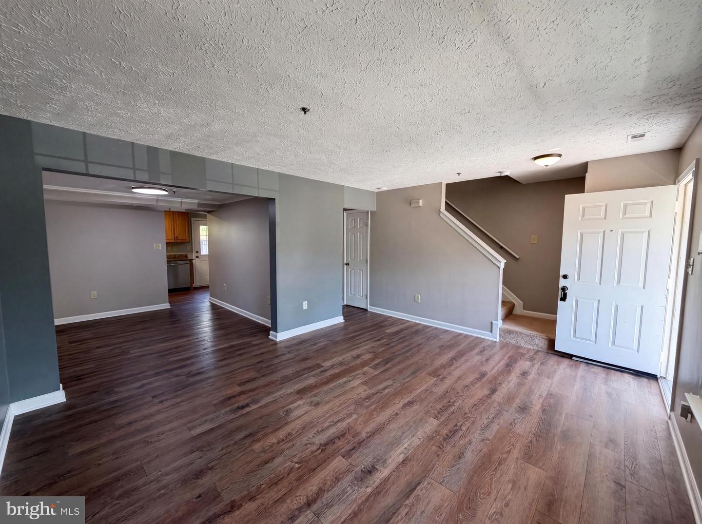 5812 Springfish Pl Property Photo 3