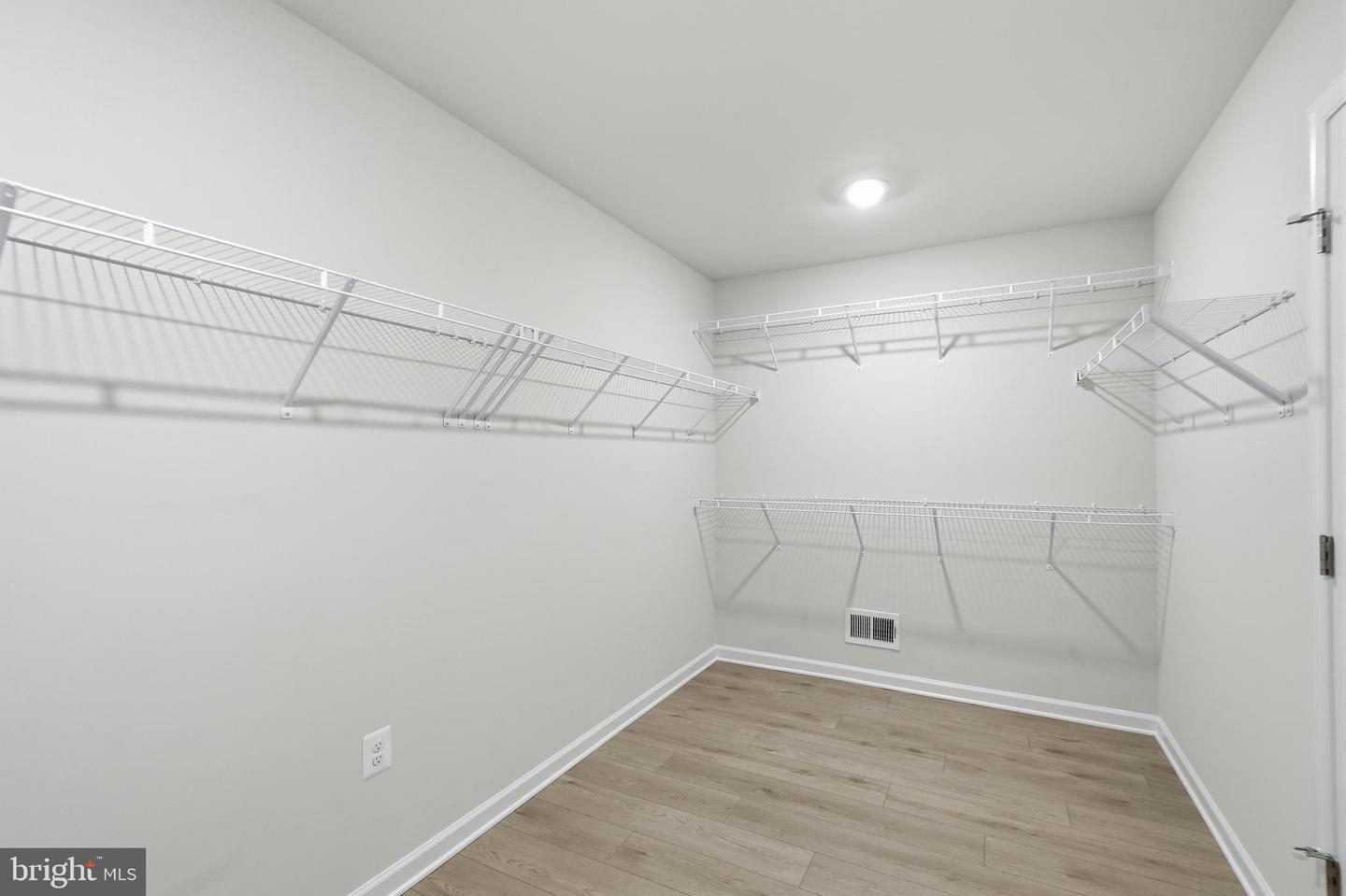 2621 Cannon Ct Property Photo 20